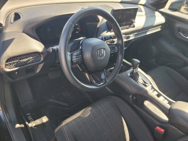Used 2023 Honda HR-V Sport image 9