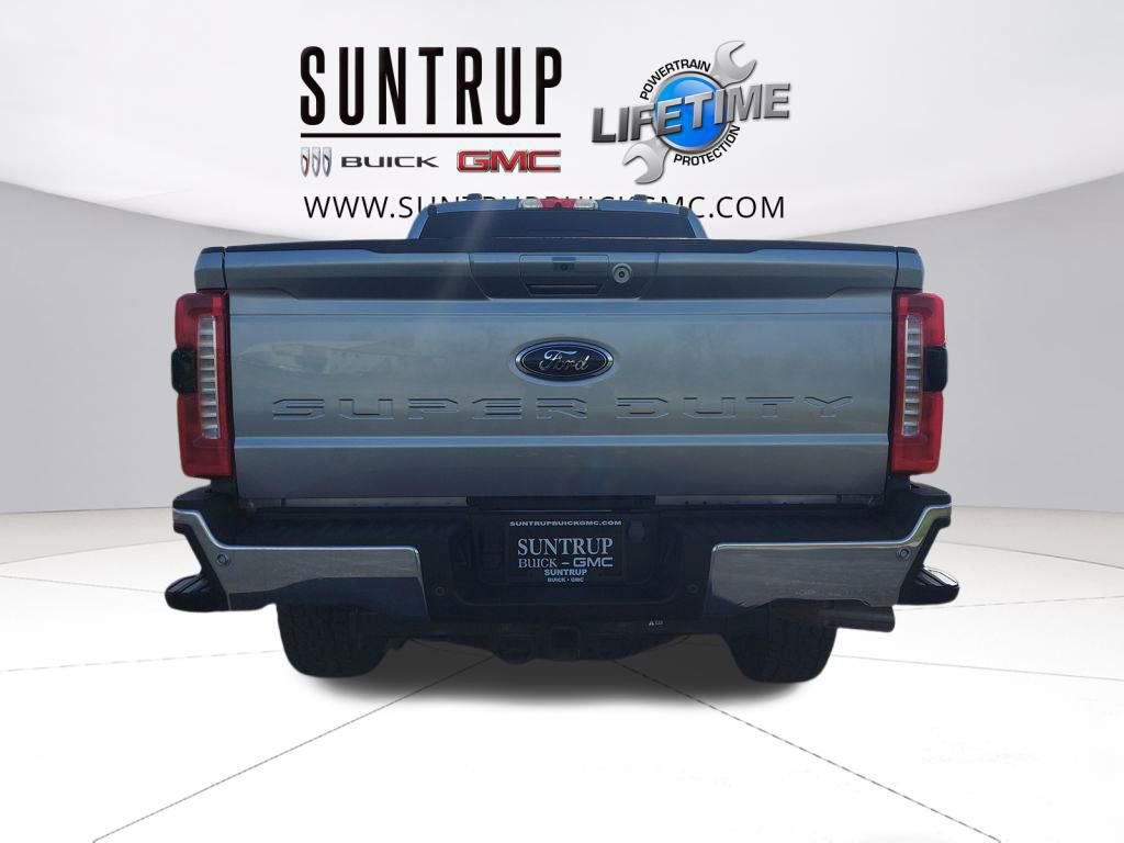 Used 2023 Ford F350 Lariat w/ Tremor Off-Road Package image 4