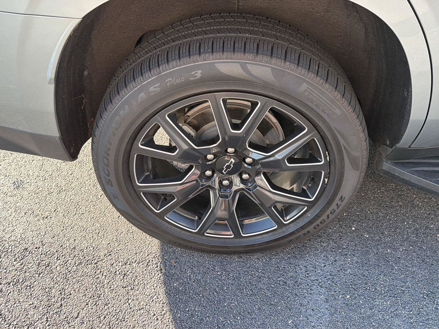 Used 2023 Chevrolet Tahoe RST w/ Luxury Package AWD/4WD image 46