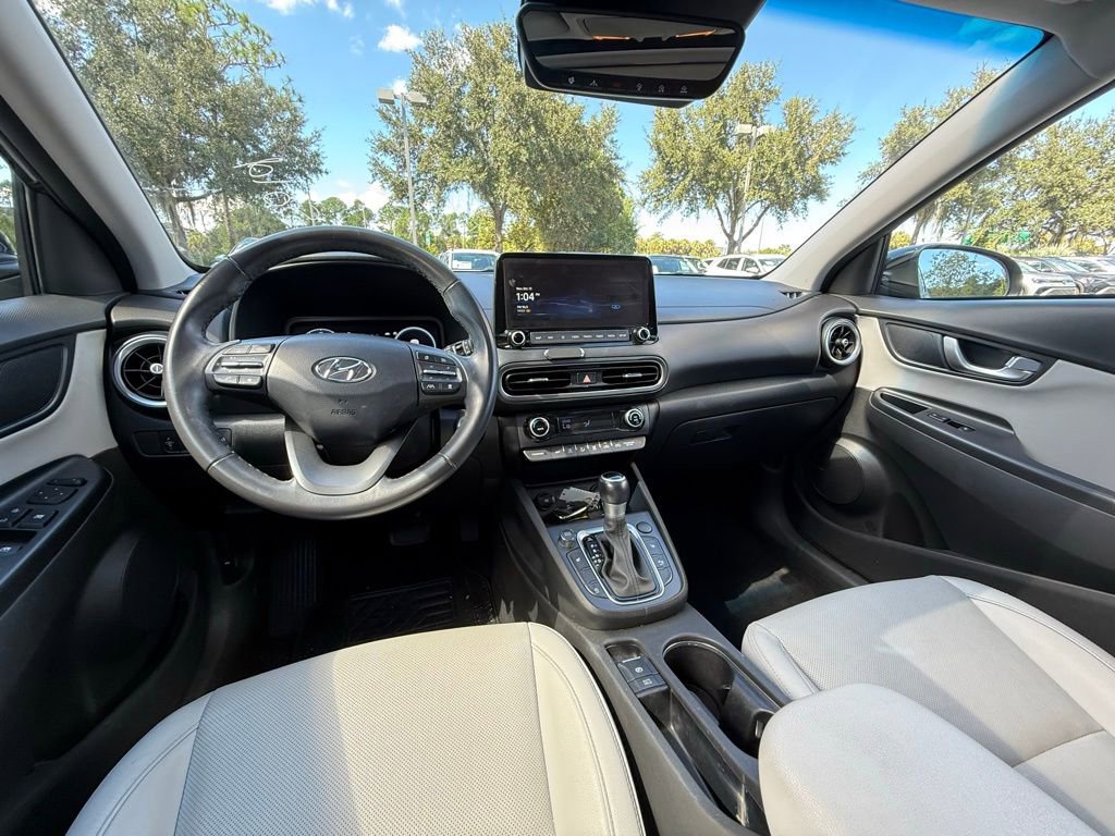 Used 2022 Hyundai Kona Limited image 18