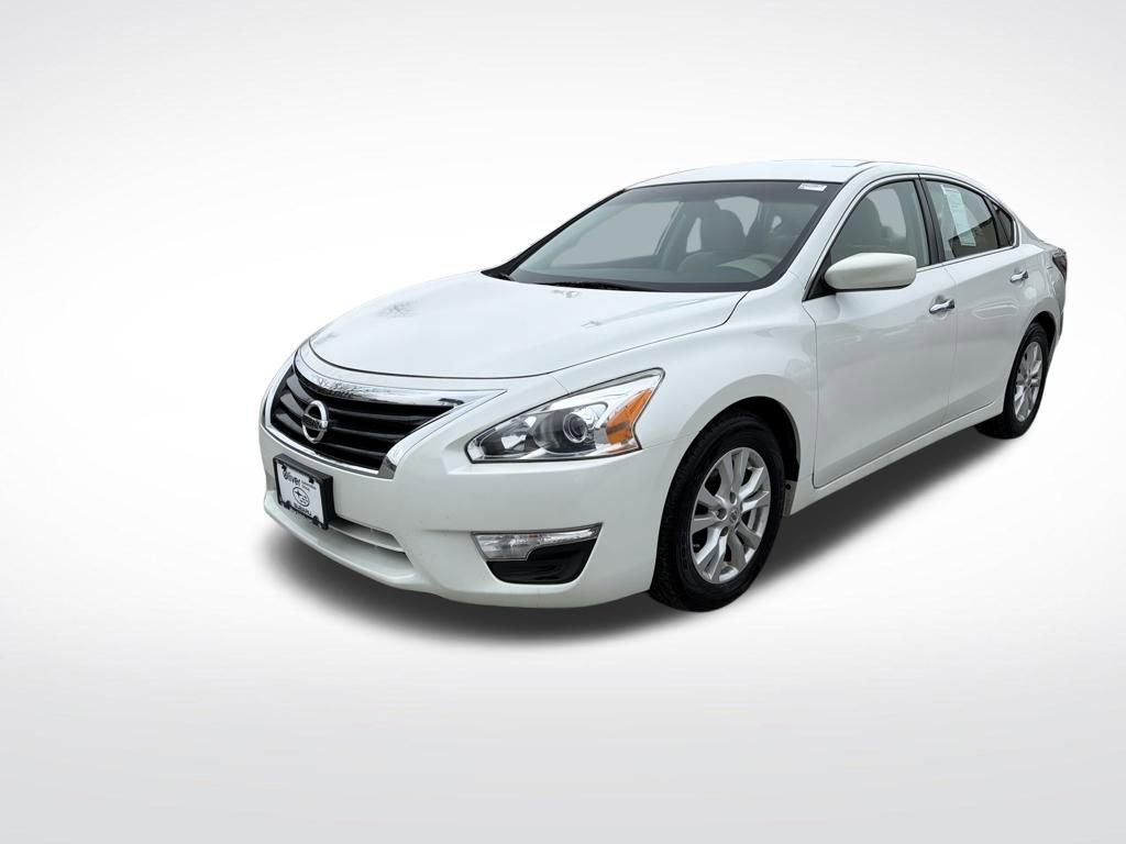Used 2014 Nissan Altima 2.5 S w/ Sport Value Package image 7