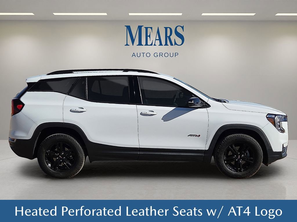 Used 2023 GMC Terrain AT4 image 7