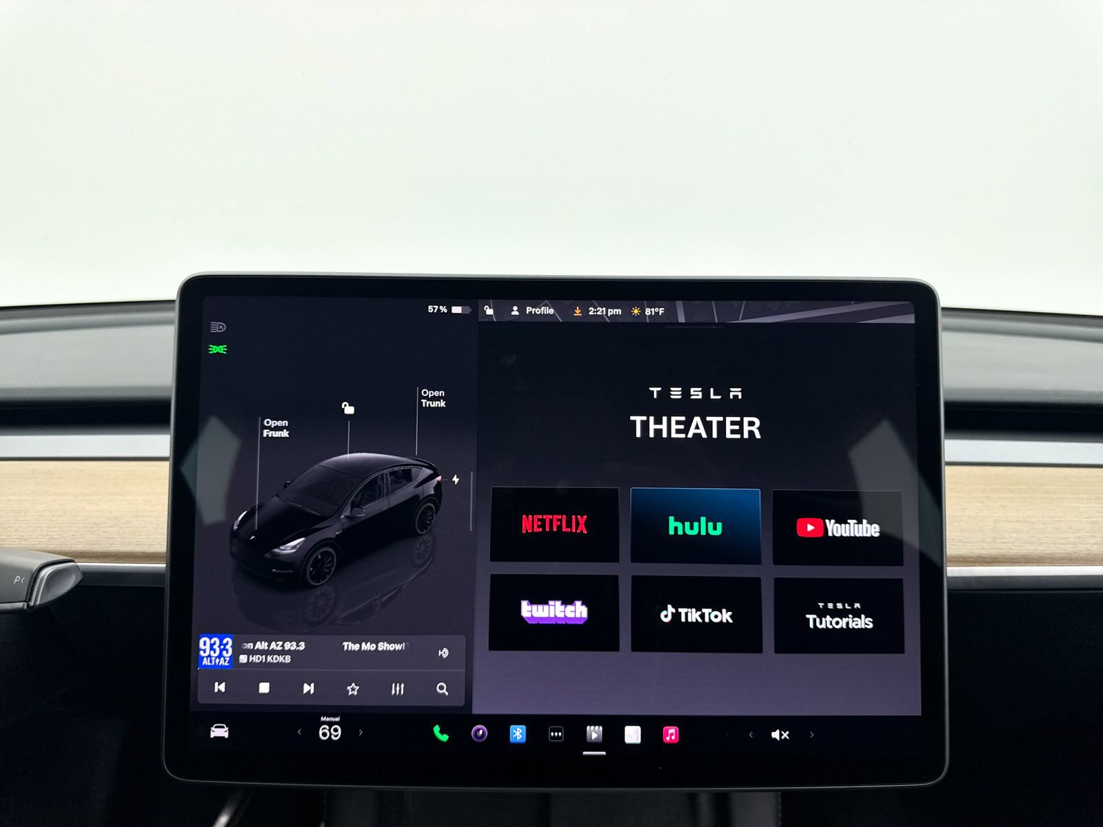 Used 2022 Tesla Model Y Performance AWD/4WD image 5