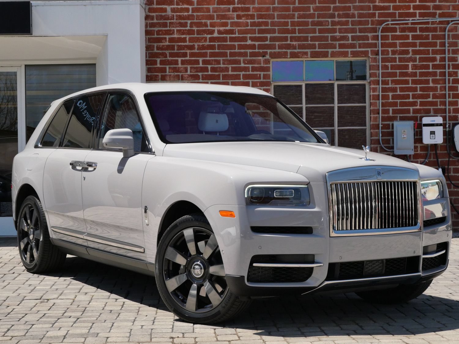 Certified 2024 Rolls-Royce Cullinan AWD/4WD image 20