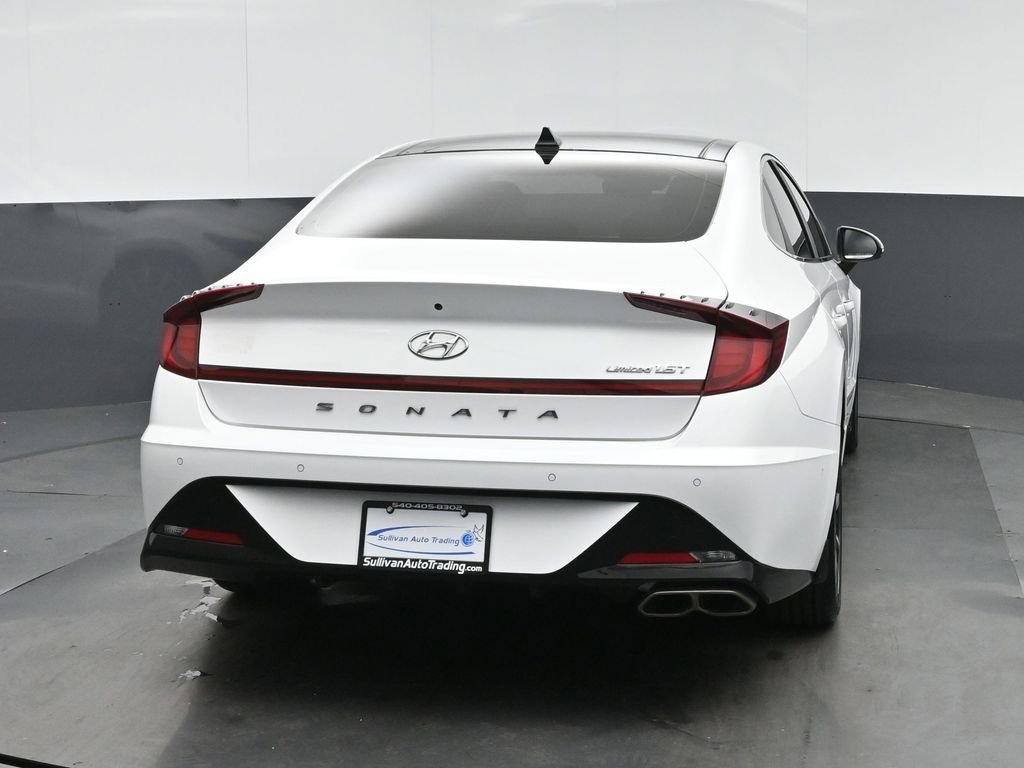 Used 2023 Hyundai Sonata Limited w/ Preferred Accessory Package FWD image 6