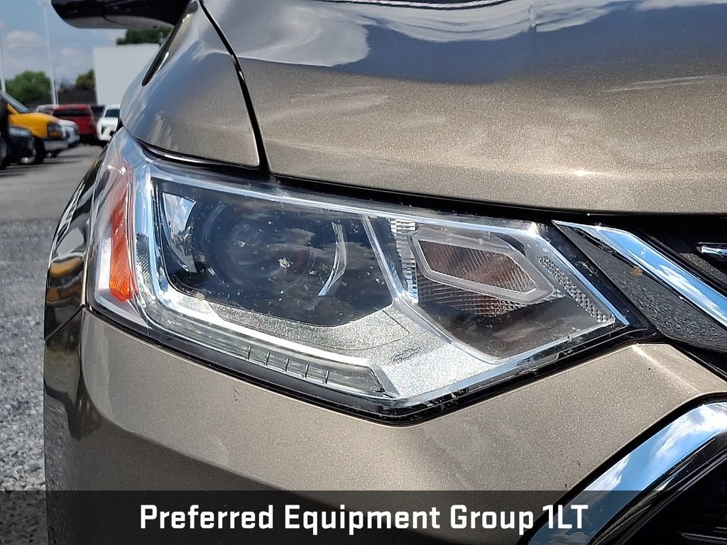 Used 2020 Chevrolet Traverse LT AWD/4WD image 11