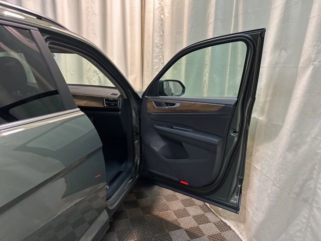 New 2026 Volkswagen Atlas SE image 32