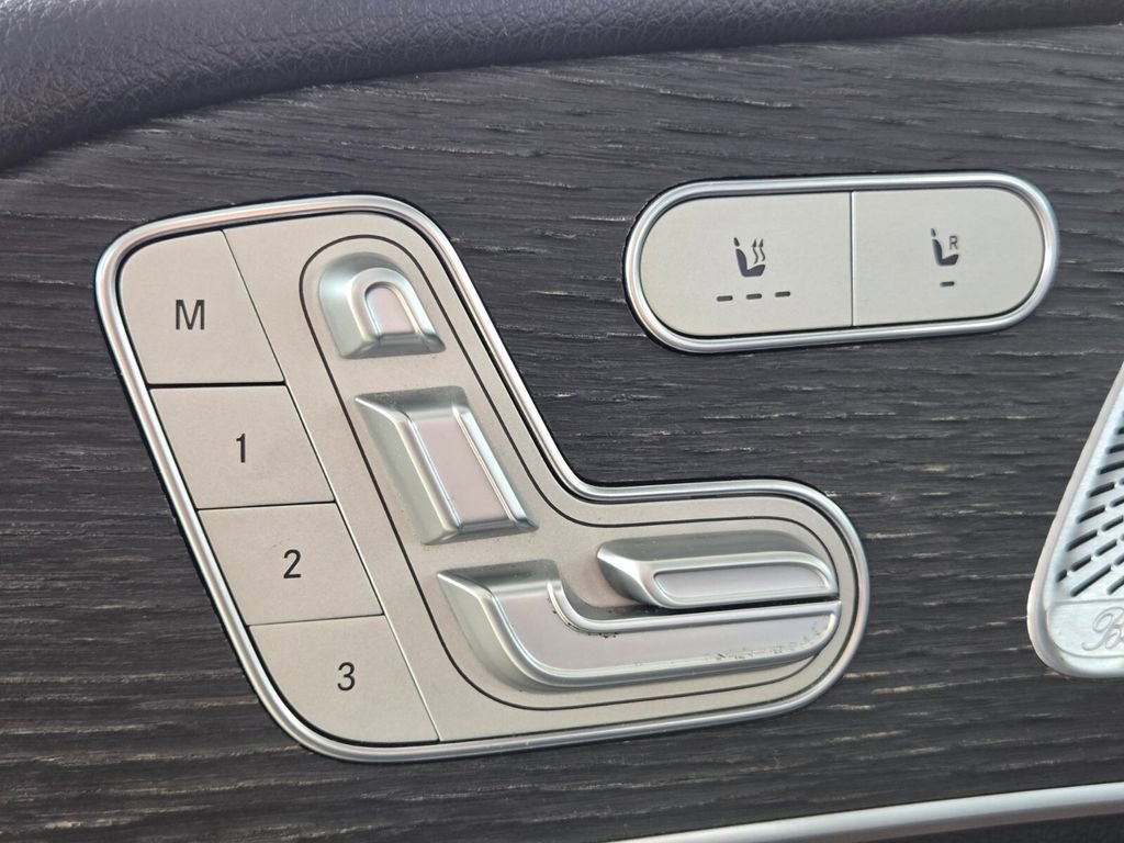 Used 2021 Mercedes-Benz GLE 350 4MATIC w/ Premium Package image 36