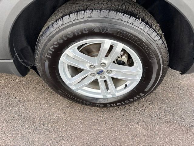 Used 2022 Ford Explorer XLT AWD/4WD image 45