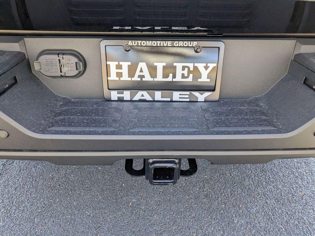 New 2025 Toyota Tundra Platinum image 36