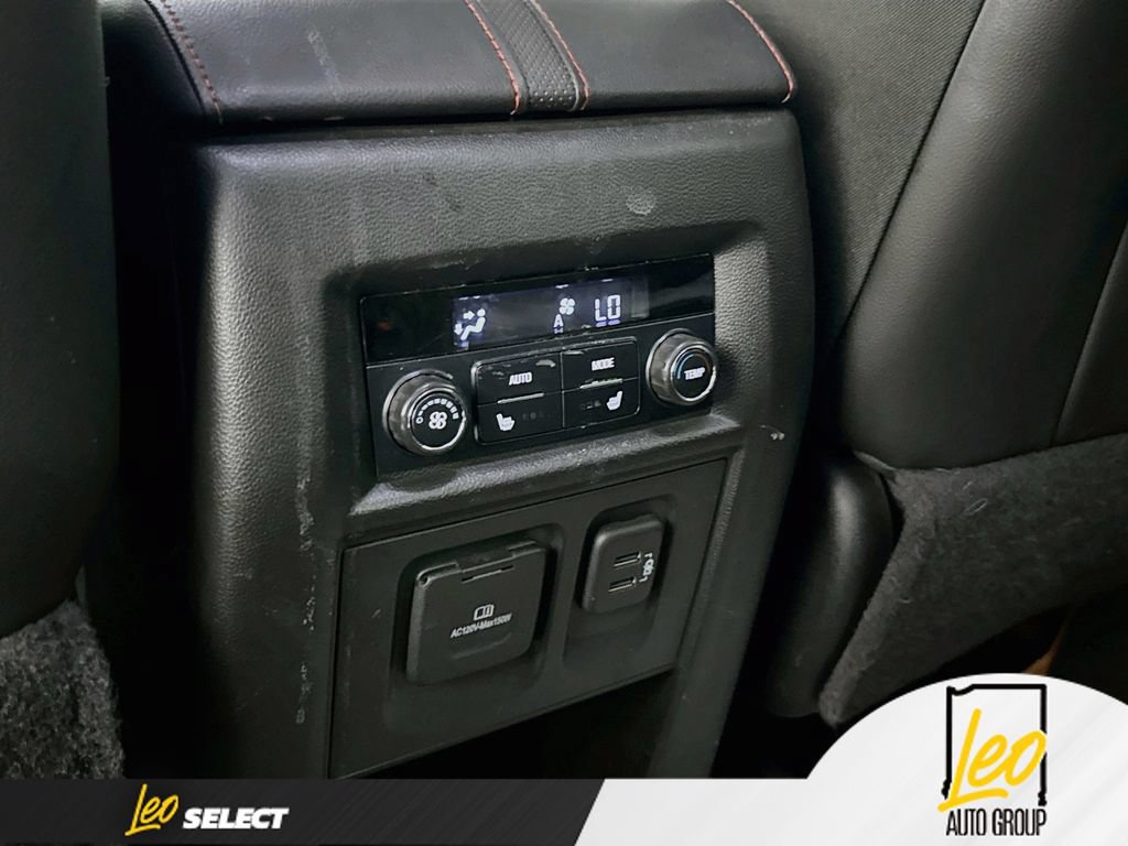 Used 2020 Chevrolet Traverse Premier w/ Redline Edition AWD/4WD image 30