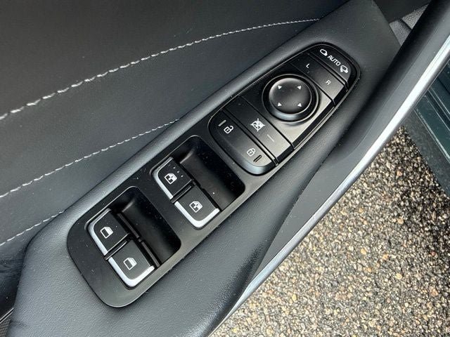 Used 2023 Kia Stinger GT2 RWD image 22