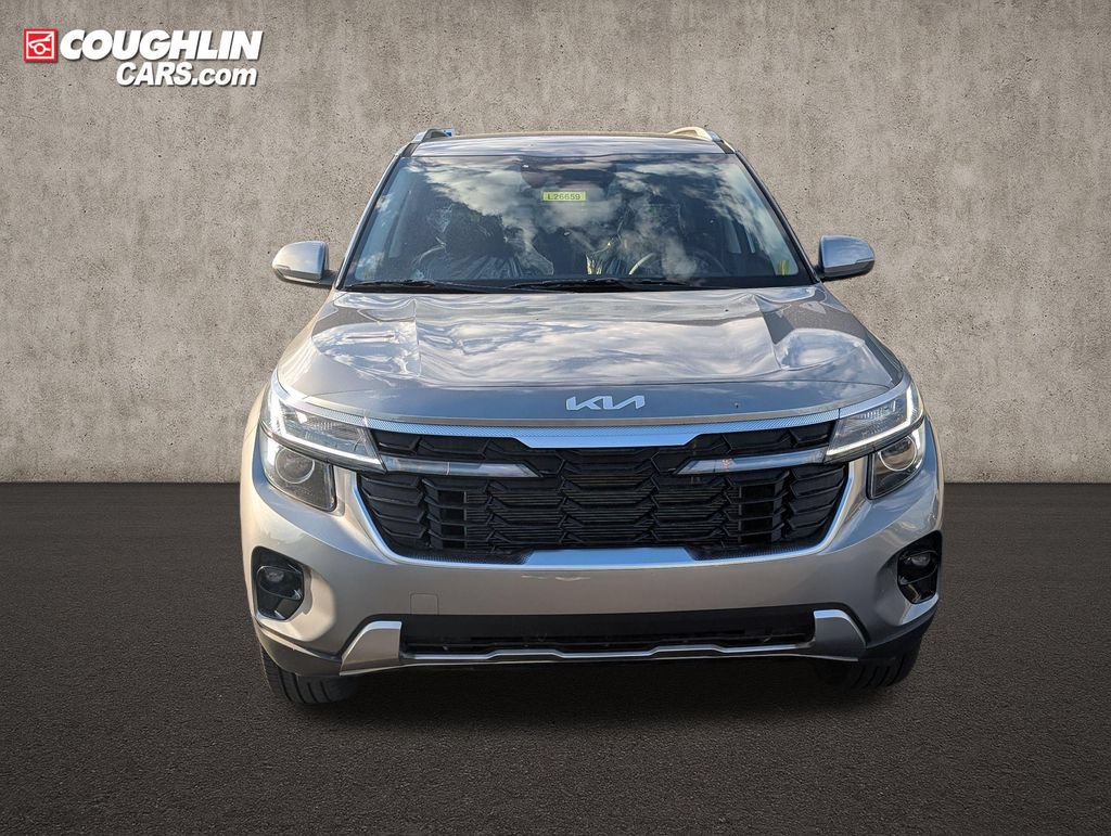 New 2026 Kia Seltos S AWD/4WD image 2