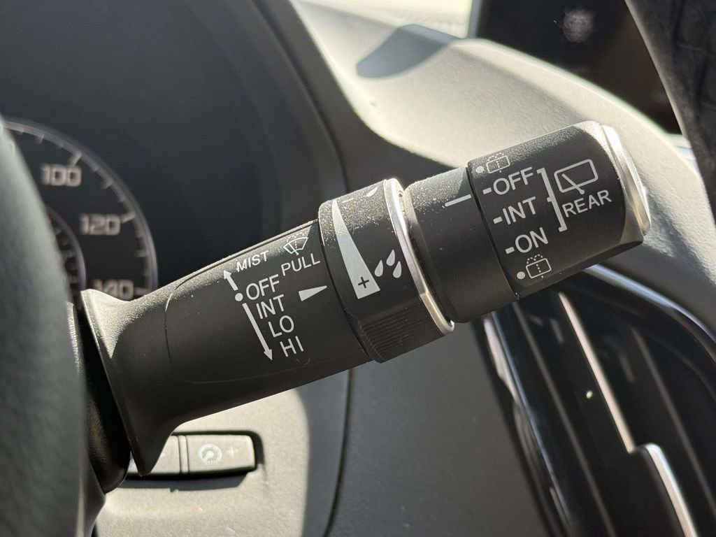 Used 2023 Acura RDX AWD image 28