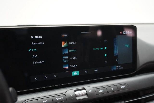 Used 2025 Kia K4 LXS image 26