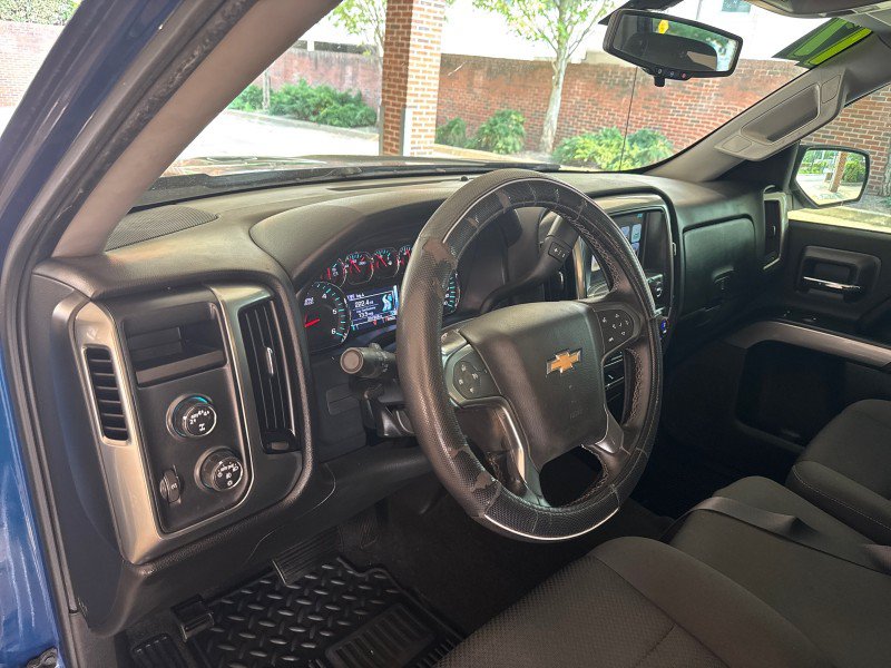 Used 2017 Chevrolet Silverado 1500 LT w/ All Star Edition AWD/4WD image 16