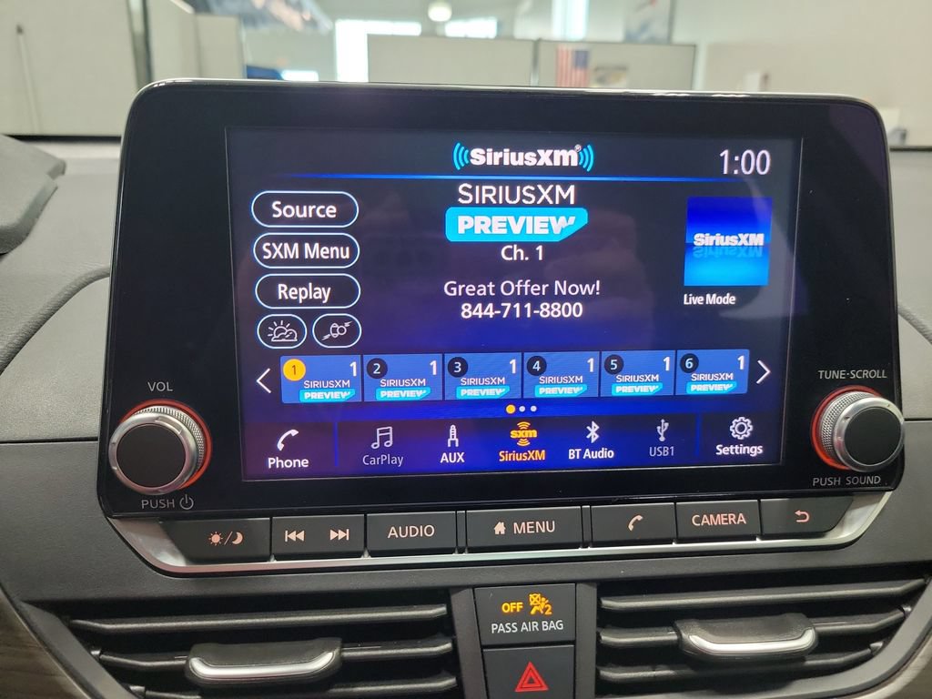 Used 2024 Nissan Altima 2.5 SV FWD image 37