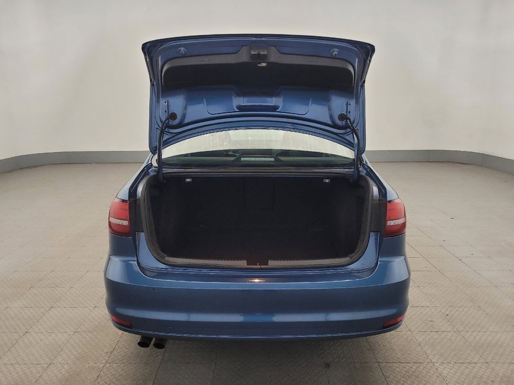 Used 2018 Volkswagen Jetta SE image 29