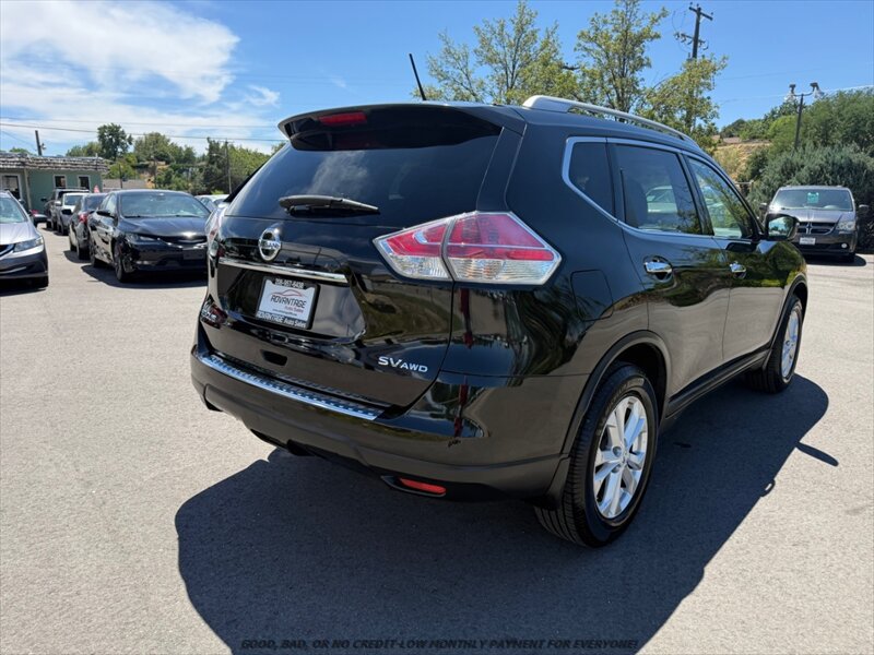 Used 2015 Nissan Rogue SV w/ SV Premium Package AWD/4WD image 7