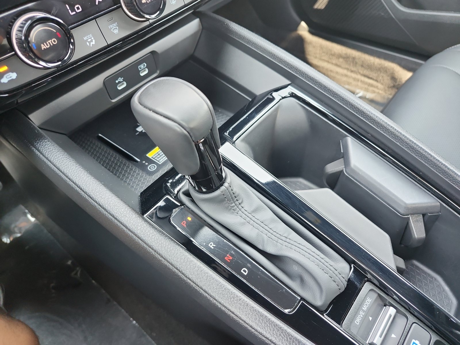 Used 2025 Honda Accord Sport image 25
