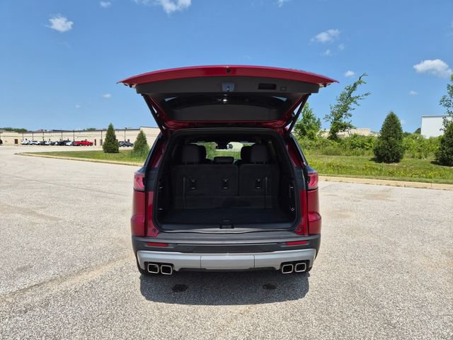 Used 2024 GMC Acadia Elevation FWD image 10