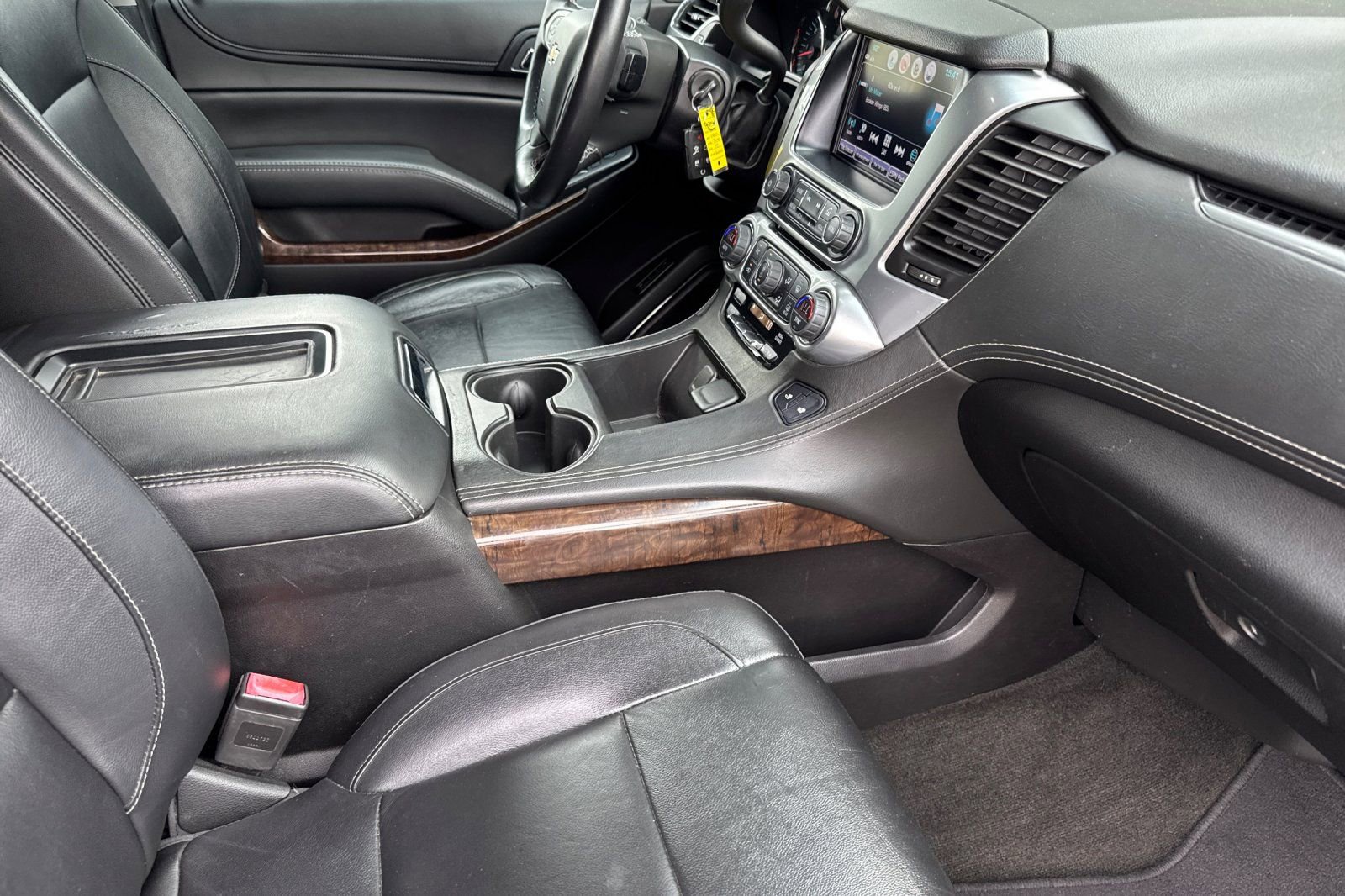 Used 2017 Chevrolet Tahoe LT image 18