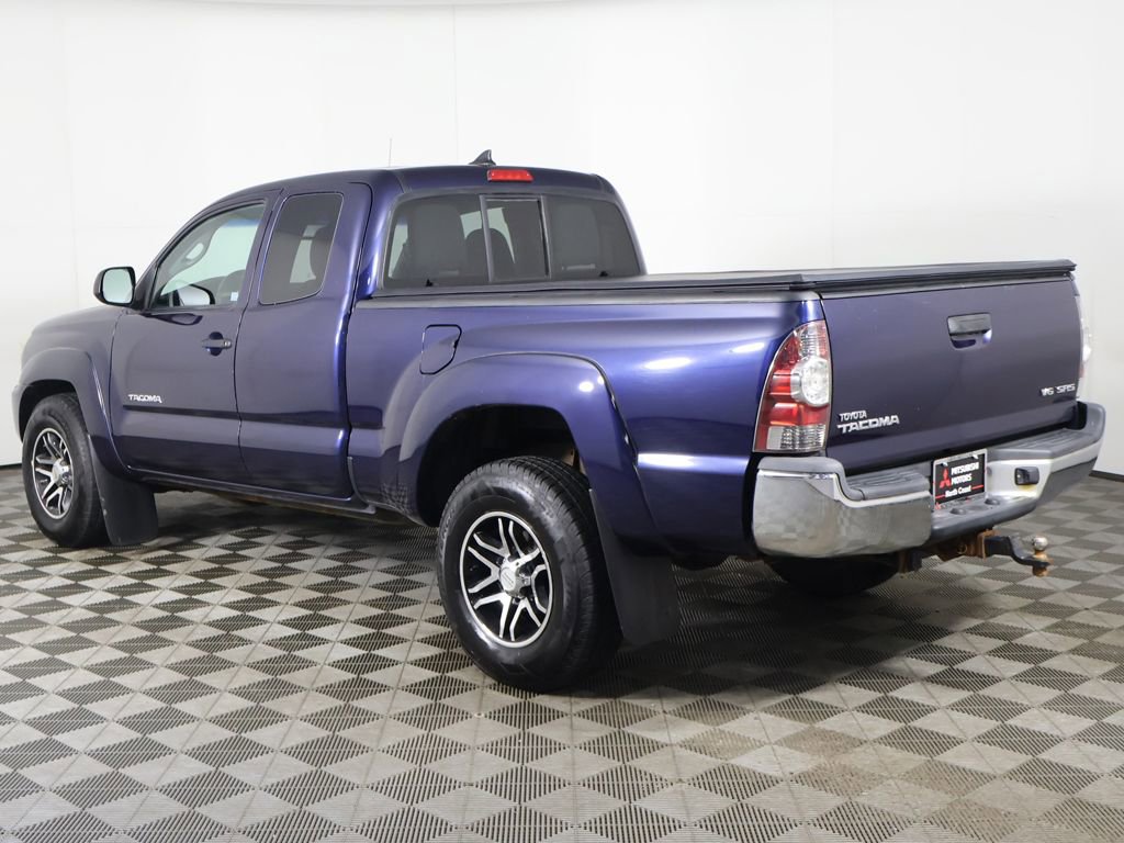 Used 2012 Toyota Tacoma 4x4 Access Cab V6 w/ SR5 Pkg image 6