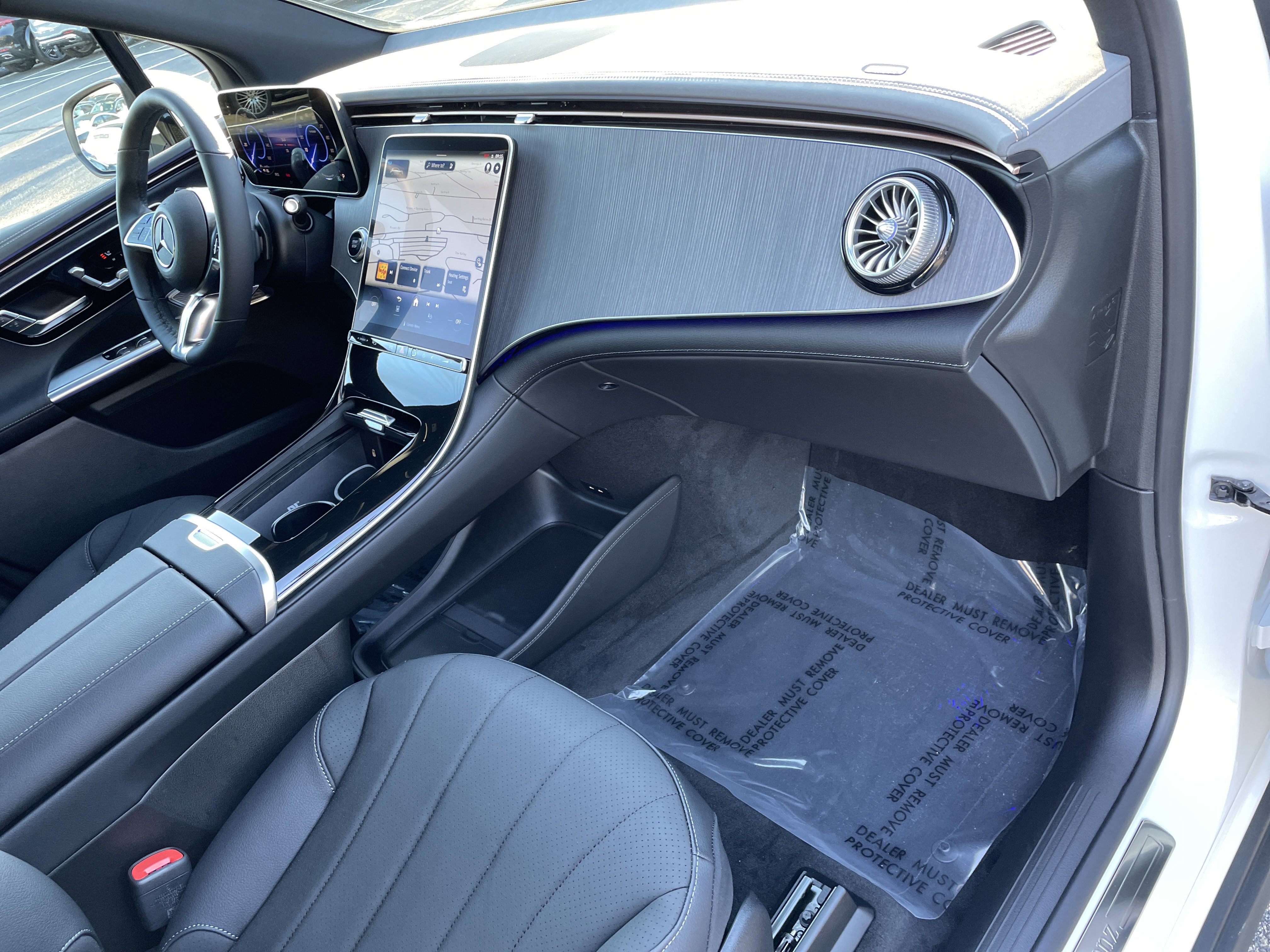 New 2026 Mercedes-Benz EQE 320 4MATIC SUV image 41