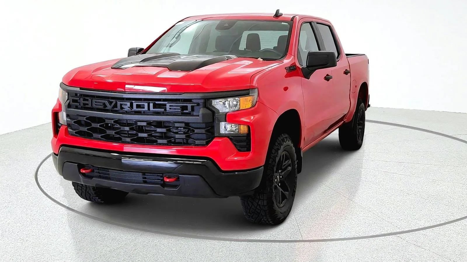New 2026 Chevrolet Silverado 1500 Custom Trail Boss w/ LPO, Dark Essentials Package AWD/4WD image 3
