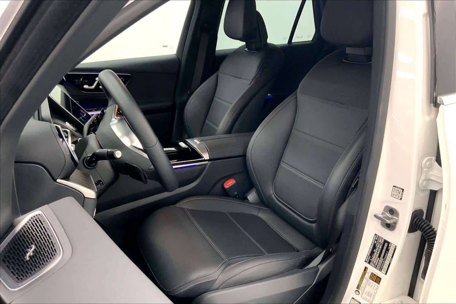 Used 2026 Mercedes-Benz GLC 300 image 21