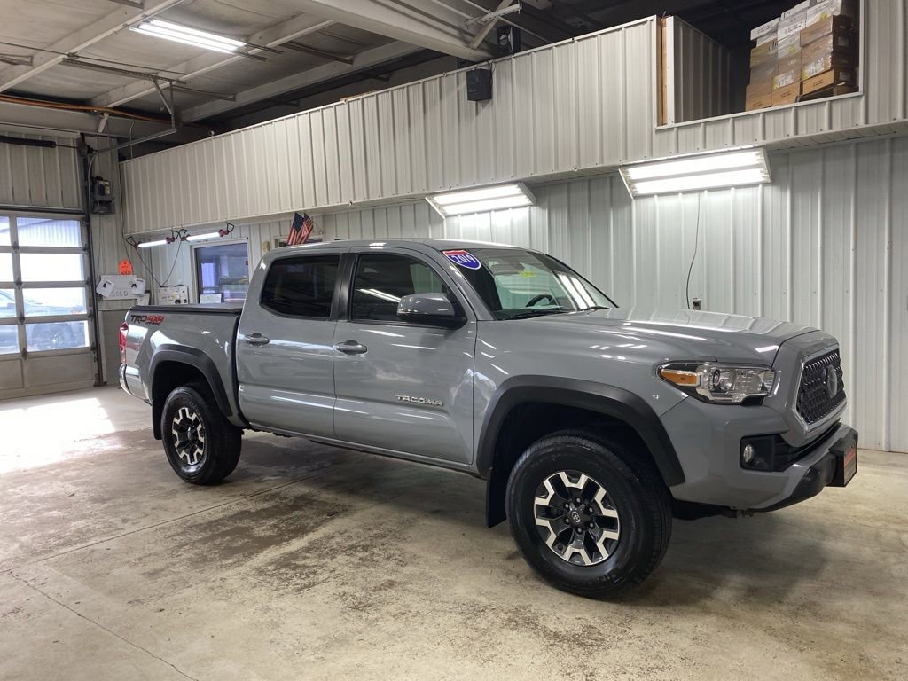 Used 2019 Toyota Tacoma TRD Off-Road AWD/4WD image 3