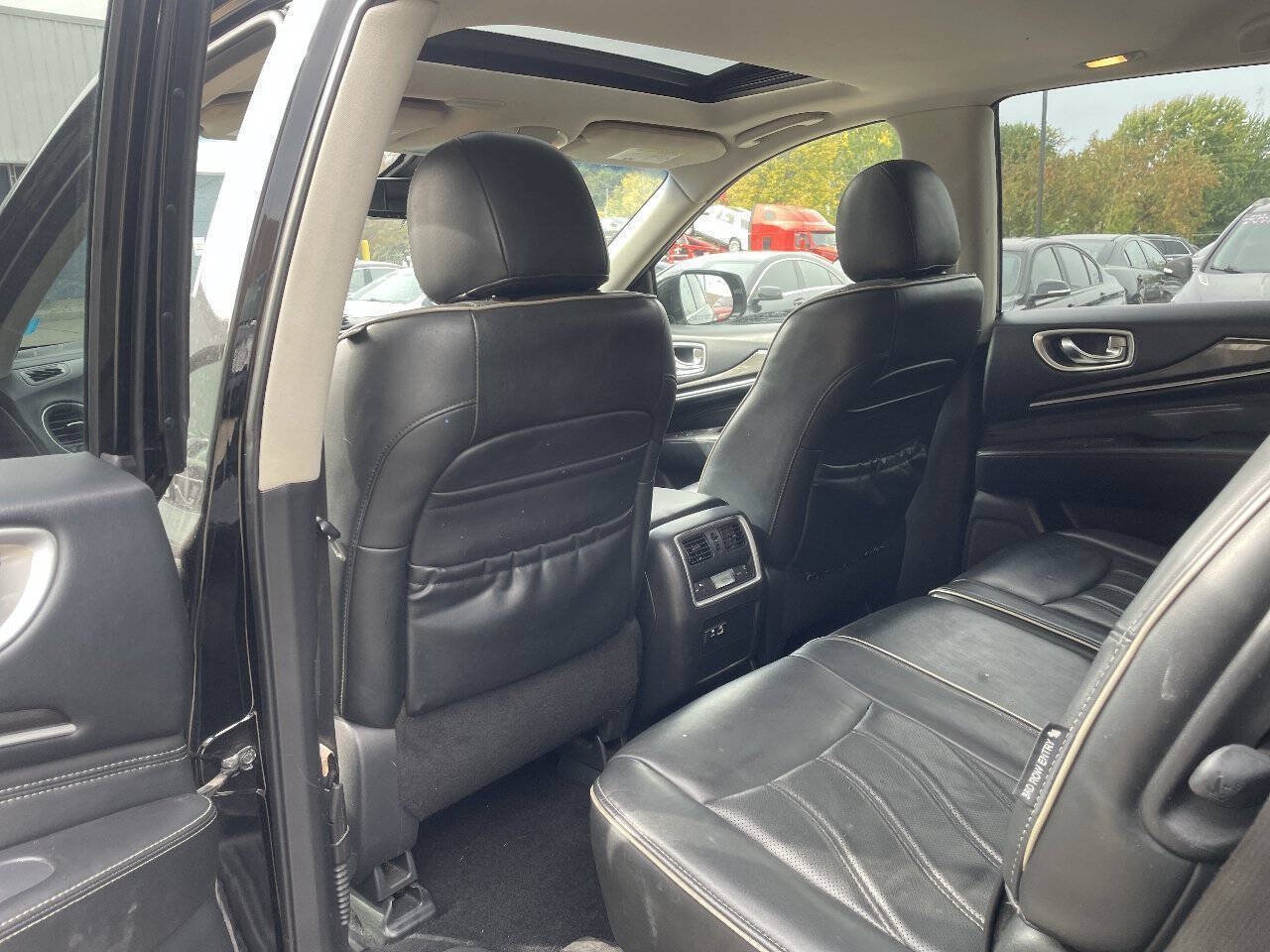 Used 2019 INFINITI QX60 Luxe w/ Essential Package AWD/4WD image 25