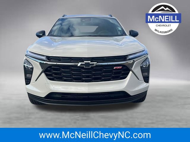 New 2026 Chevrolet Trax RS w/ Driver Confidence Package FWD image 2