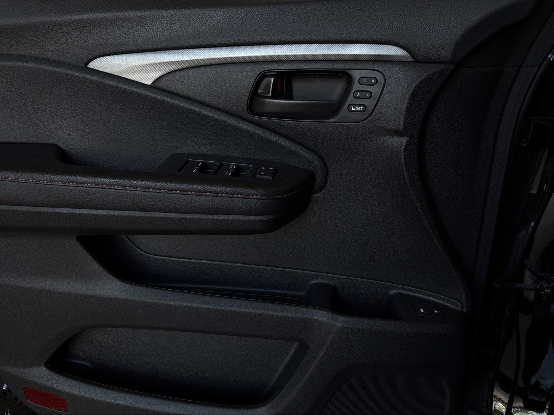 Used 2023 Honda Passport TrailSport image 19