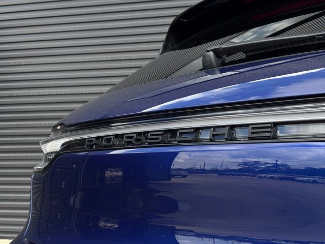 Certified 2024 Porsche Macan GTS image 29