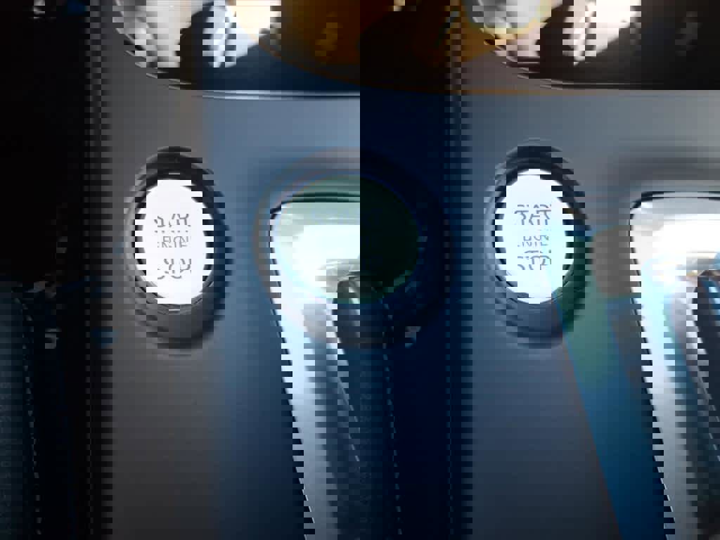 Certified 2023 INFINITI QX50 Luxe image 25