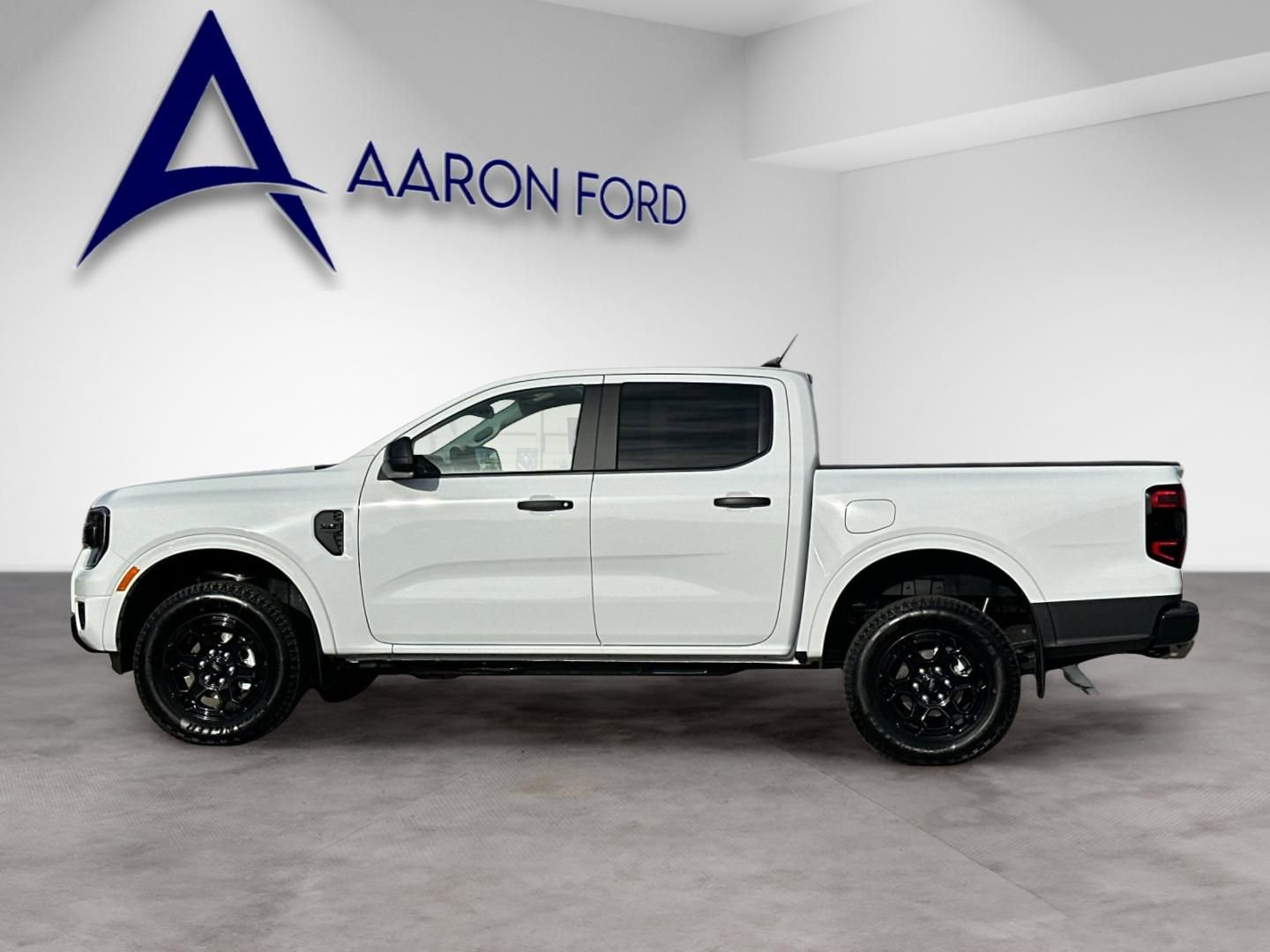 New 2025 Ford Ranger XLT w/ Black Appearance Package image 3