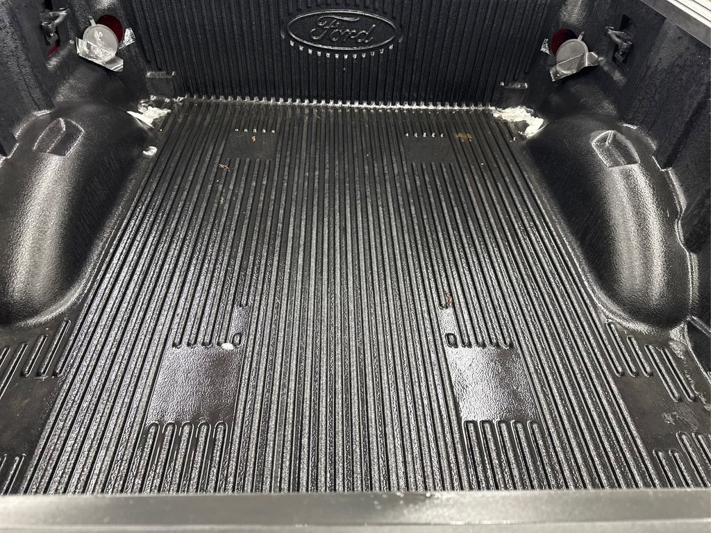 Used 2019 Ford F150 Platinum w/ Equipment Group 701A Luxury image 13