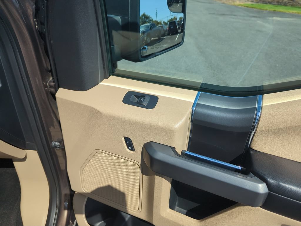 Used 2015 Ford F150 XLT w/ Equipment Group 302A Luxury RWD image 33