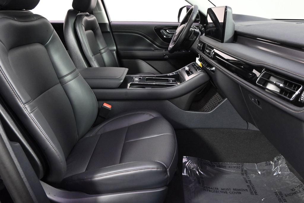New 2026 Lincoln Aviator AWD image 16