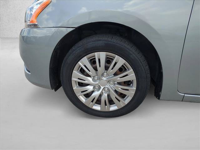 Used 2014 Nissan Sentra S FWD image 21