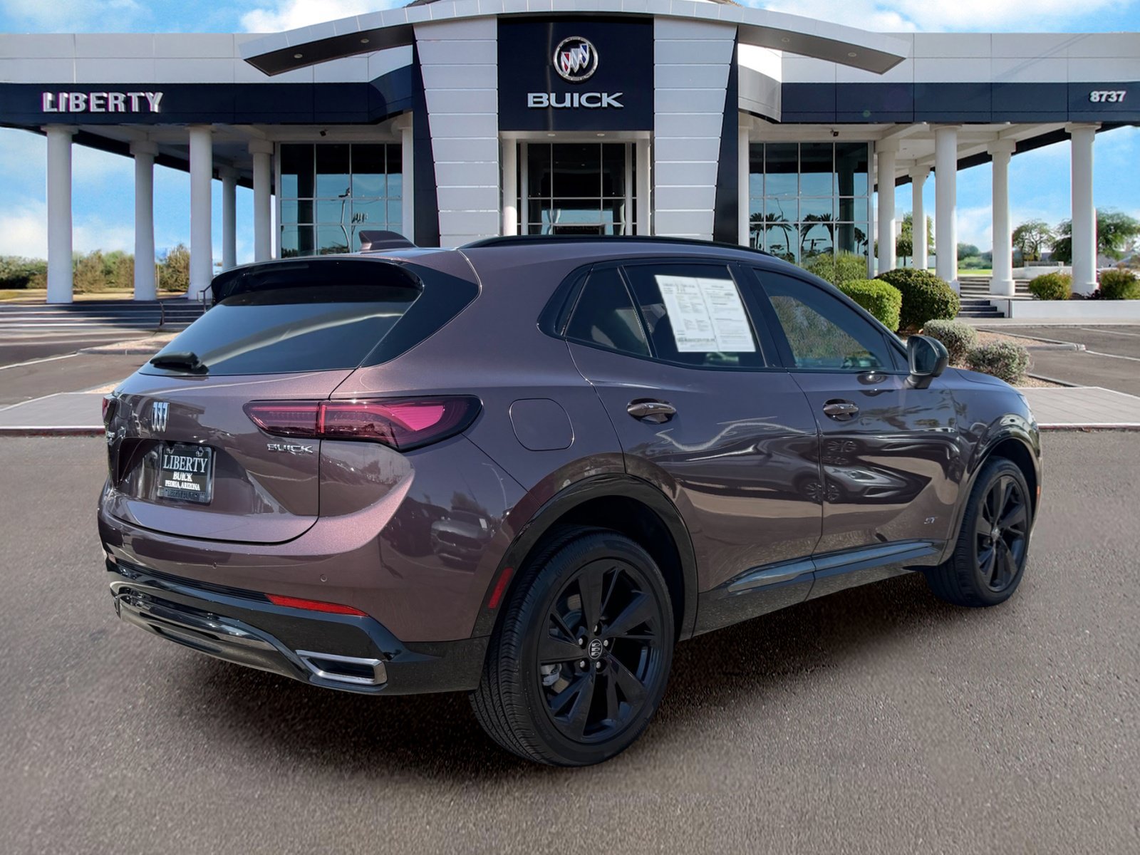 Used 2025 Buick Envision Sport Touring AWD/4WD image 3