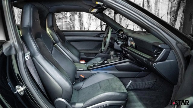 Used 2024 Porsche 911 Targa 4 GTS image 13