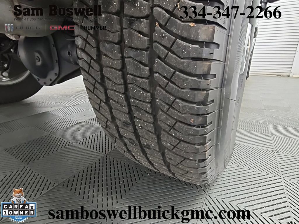 Used 2025 Chevrolet Silverado 2500 LTZ w/ LTZ Convenience Package image 49