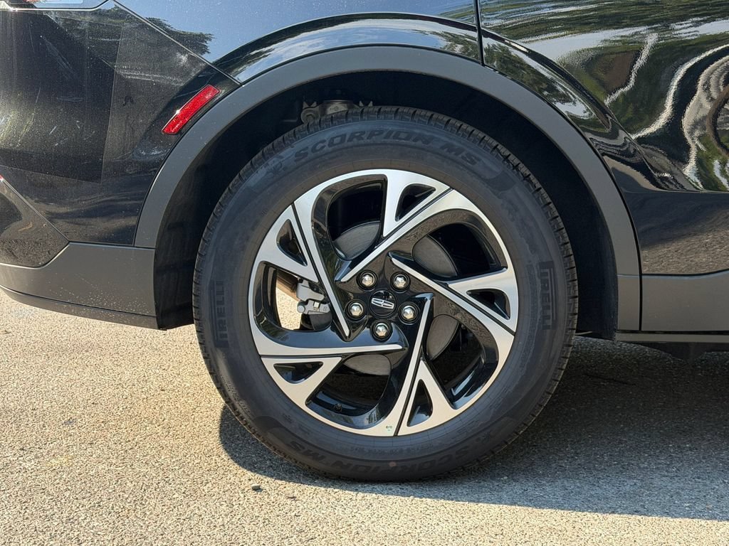 New 2026 Lincoln Nautilus Premier w/ Equipment Group 102A AWD/4WD image 5
