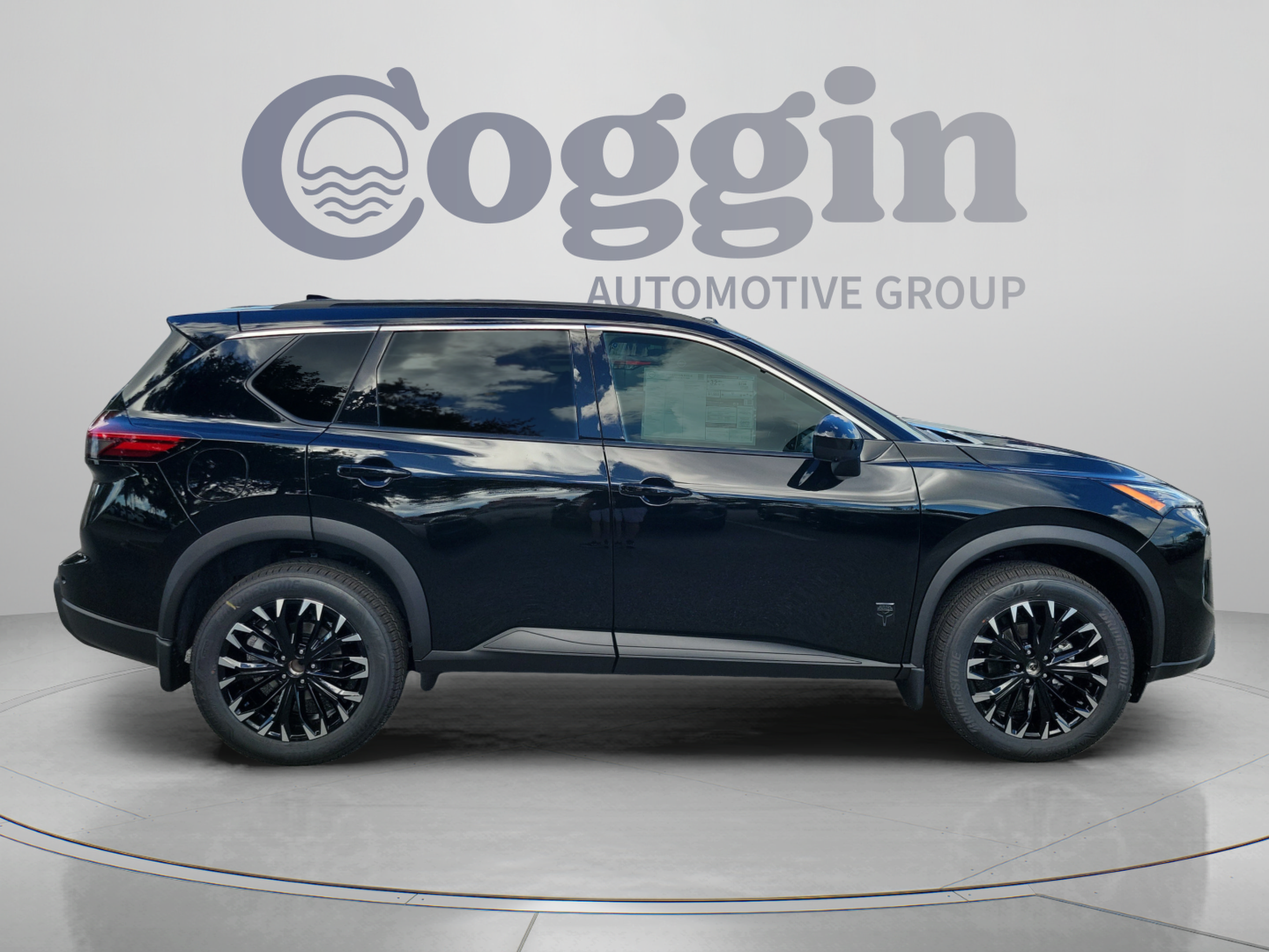 New 2026 Nissan Rogue Dark Armor FWD image 6