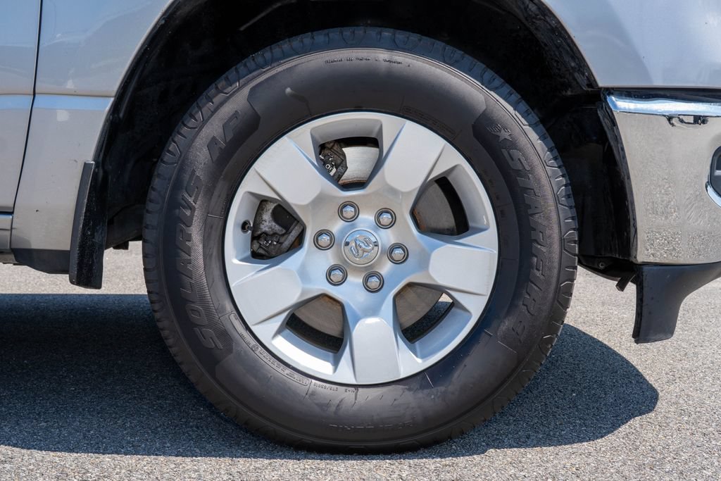 Used 2023 RAM 1500 Big Horn AWD/4WD image 34