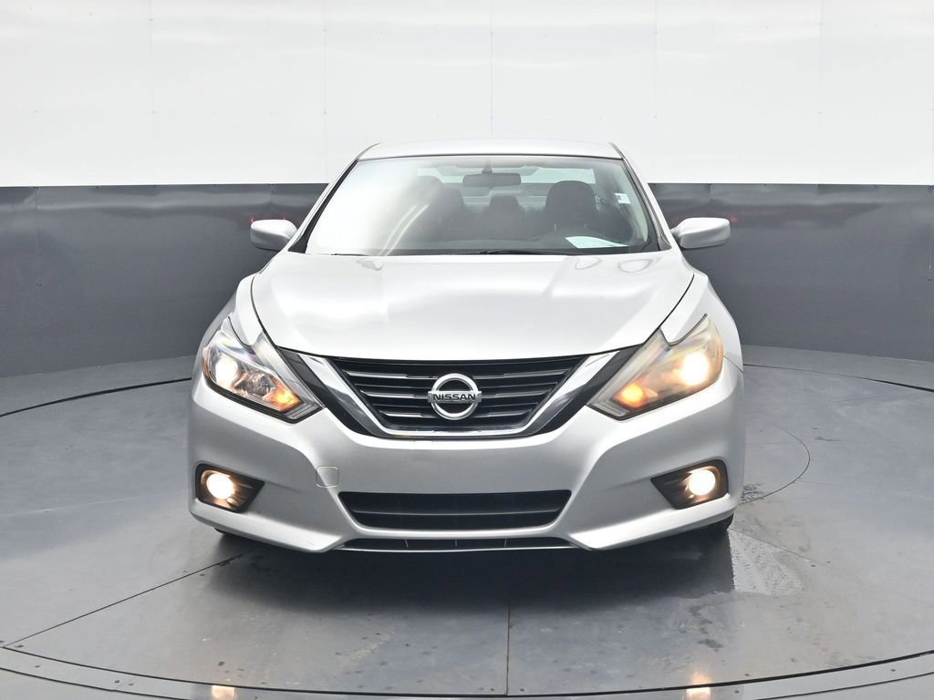 Used 2016 Nissan Altima 2.5 SR image 2