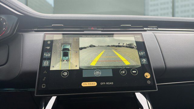 Used 2025 Land Rover Range Rover Sport Dynamic SE image 26