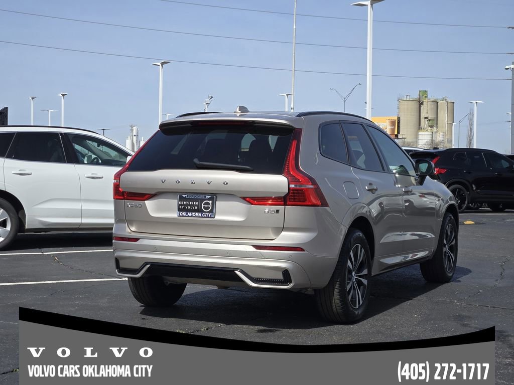 Certified 2025 Volvo XC60 B5 Core image 5